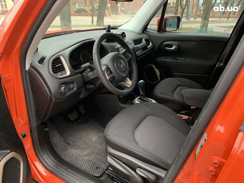 Jeep Renegade 2016 оранжевый - фото 14