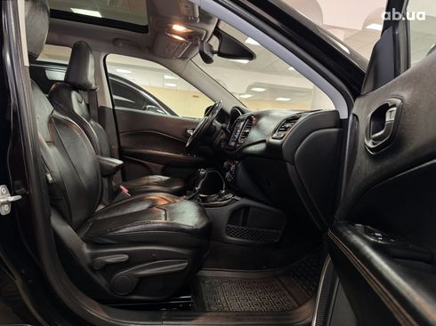 Jeep Compass 2019 черный - фото 7