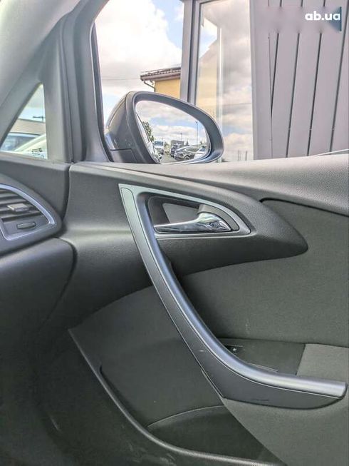 Opel Astra 2014 - фото 22