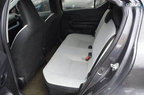 Toyota Prius C 2012 - фото 18