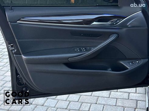 BMW 5 серия 2018 - фото 20