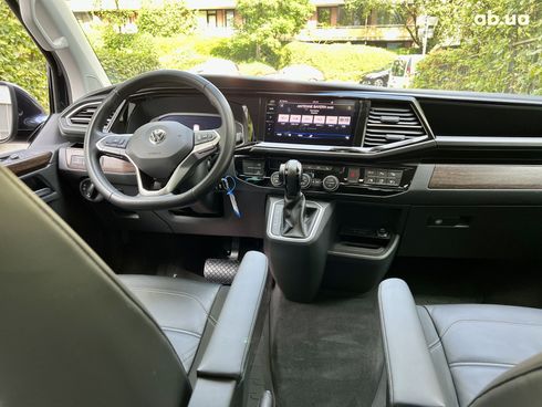 Volkswagen Multivan 2021 - фото 14