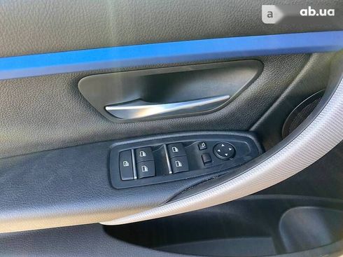 BMW 320 2016 - фото 12