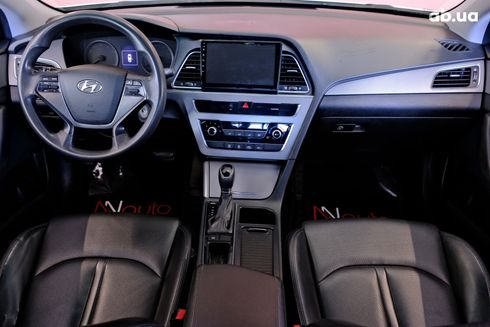 Hyundai Sonata 2017 серебристый - фото 7