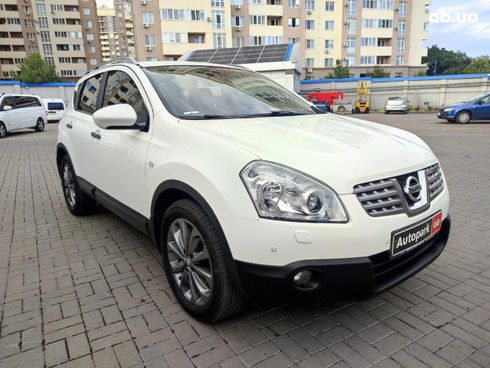 Nissan Qashqai 2008 белый - фото 3