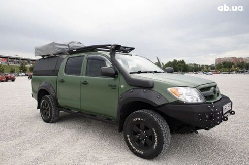Toyota Hilux 2007 зеленый - фото 2
