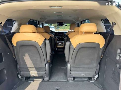 Kia Carnival 2021 - фото 16