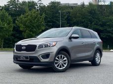 Продаж вживаних Kia Sorento 2017 року у Львові - купити на Автобазарі