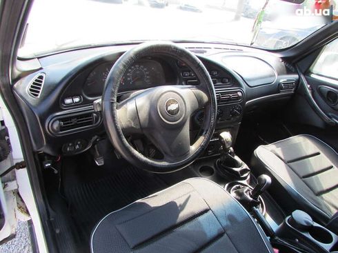 Chevrolet Niva 2009 - фото 7