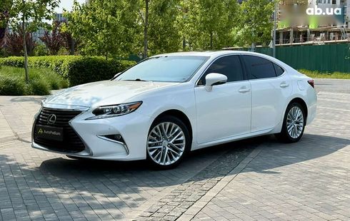 Lexus ES 2015 - фото 9
