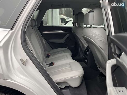 Audi Q5 2017 - фото 26