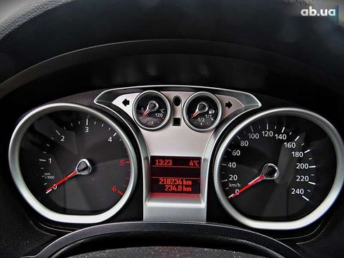 Ford Kuga 2012 - фото 8