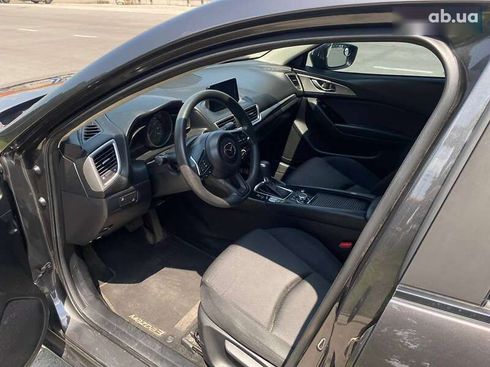 Mazda 3 2017 - фото 12