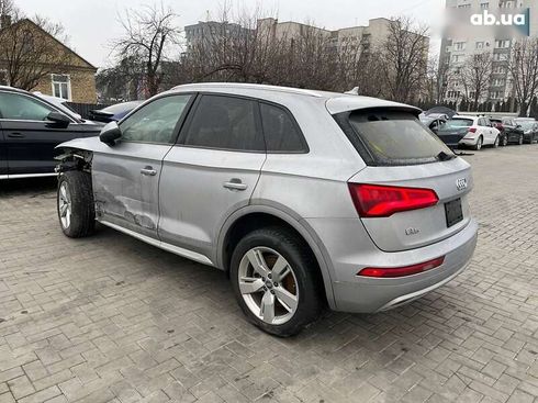 Audi Q5 2018 - фото 3