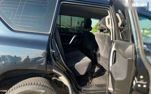 Toyota Land Cruiser Prado 2017 - фото 12