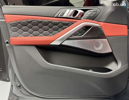 BMW X6 M 2022 - фото 24