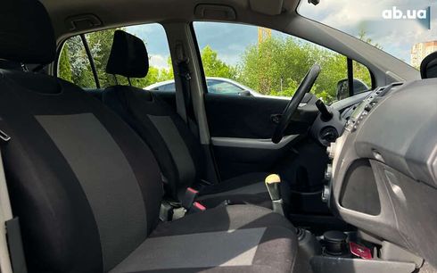 Toyota Yaris 2006 - фото 9