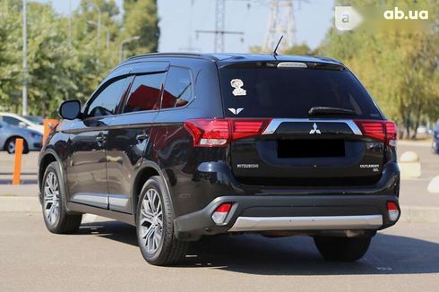 Mitsubishi Outlander 2016 - фото 5