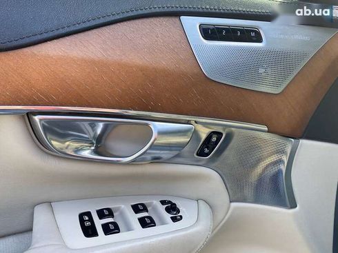 Volvo XC90 2015 - фото 16