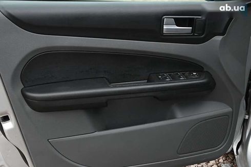 Ford Focus 2009 - фото 9