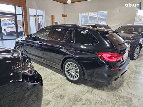 BMW 5 серия 2017 - фото 21
