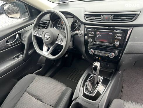 Nissan Rogue 2017 серый - фото 42