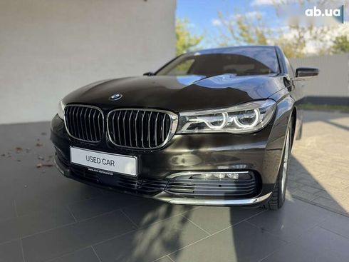 BMW 7 серия 2016 - фото 17