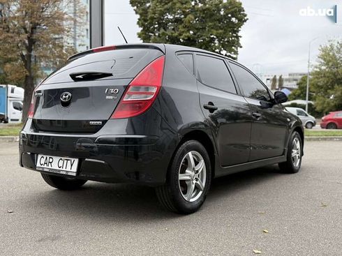 Hyundai i30 2010 - фото 7