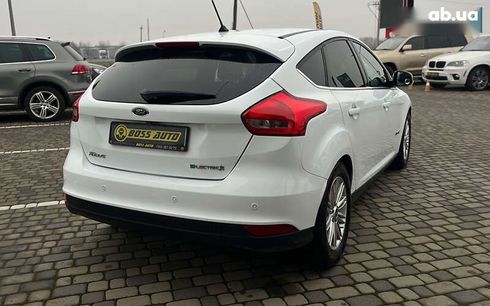Ford Focus 2018 - фото 7