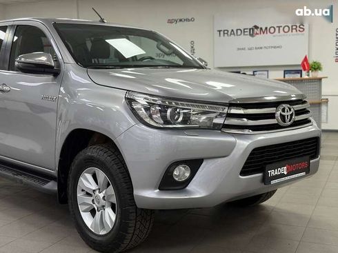 Toyota Hilux 2018 - фото 2