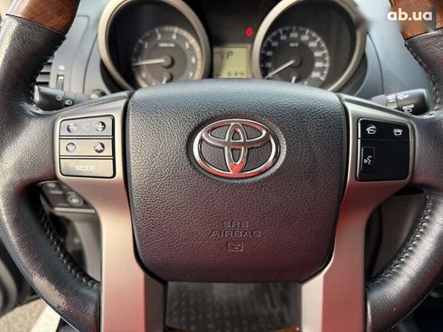 Toyota Land Cruiser Prado 2011 - фото 19