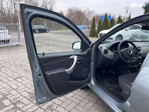 Dacia Sandero 2009 - фото 10