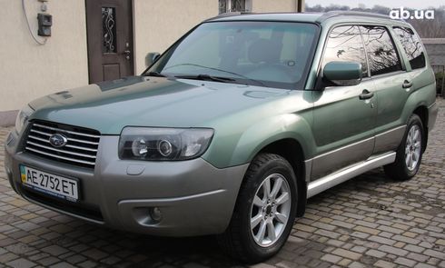 Subaru Forester 2006 зеленый - фото 14