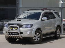 Продаж вживаних Toyota Fortuner в Харківській області - купити на Автобазарі