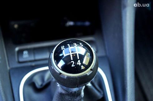 Volkswagen Golf 2011 - фото 26