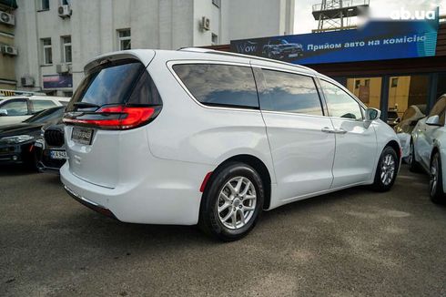 Chrysler Pacifica 2021 - фото 11