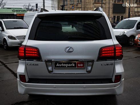 Lexus LX 2011 бежевый - фото 19