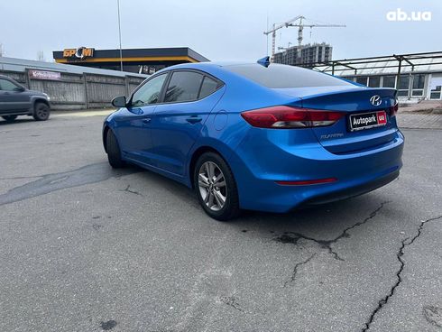 Hyundai Elantra 2016 синий - фото 14