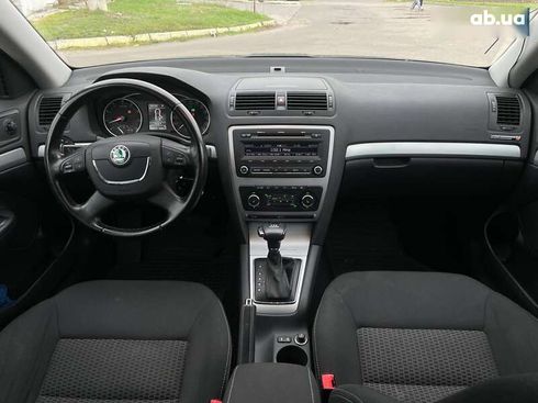 Skoda Octavia 2012 - фото 26