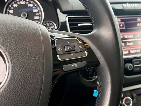 Volkswagen Touareg 2013 белый - фото 29