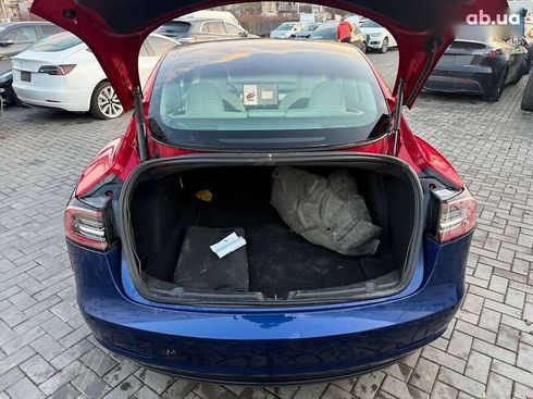 Tesla Model 3 2021 - фото 4