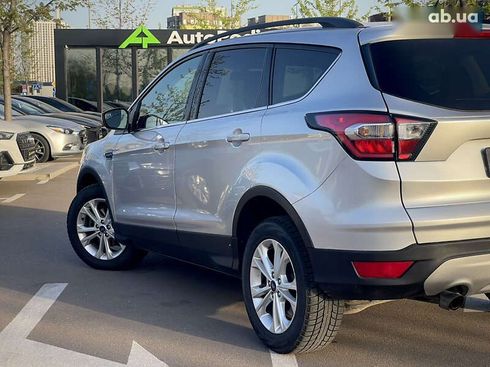 Ford Escape 2017 - фото 9