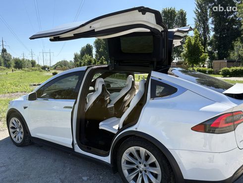 Tesla Model X 2017 белый - фото 3
