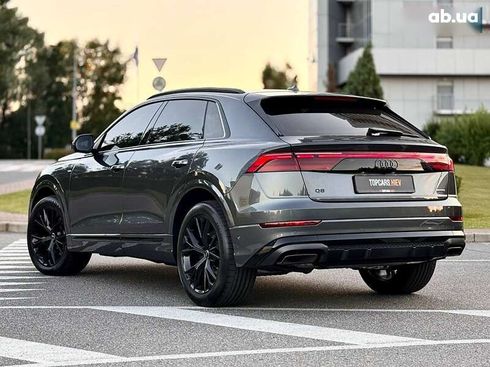 Audi Q8 2025 - фото 6