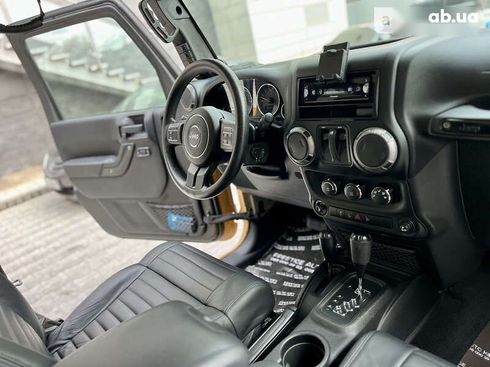 Jeep Wrangler 2012 - фото 30