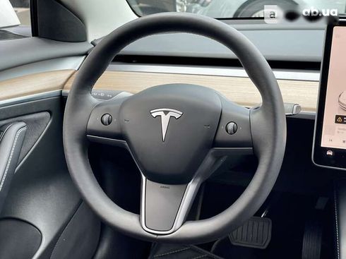 Tesla Model 3 2022 - фото 27