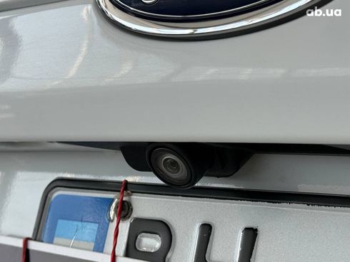 Ford Fusion 2015 белый - фото 20