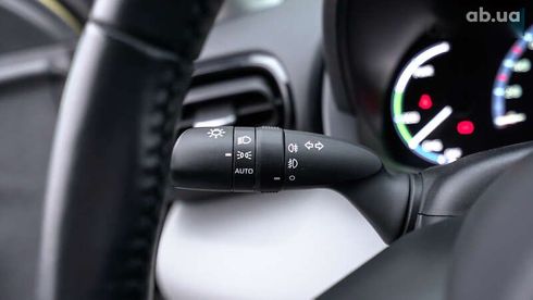 Toyota Yaris Cross 2022 - фото 18