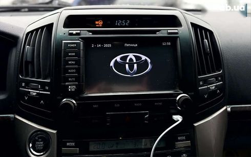 Toyota Land Cruiser 2011 - фото 17