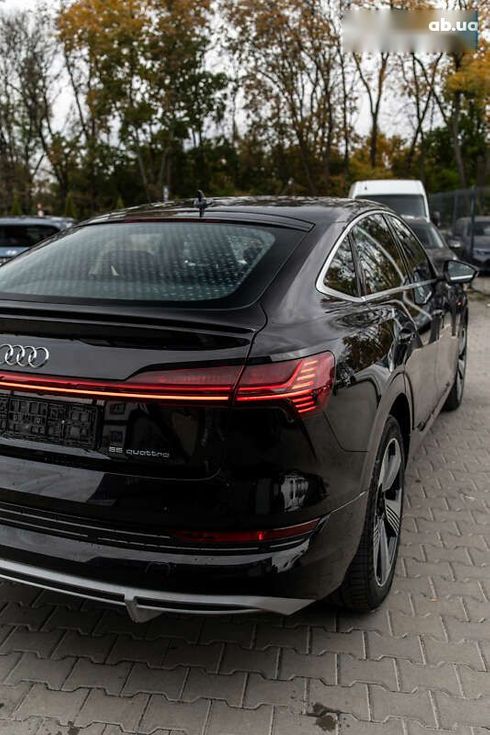 Audi E-Tron 2021 - фото 9